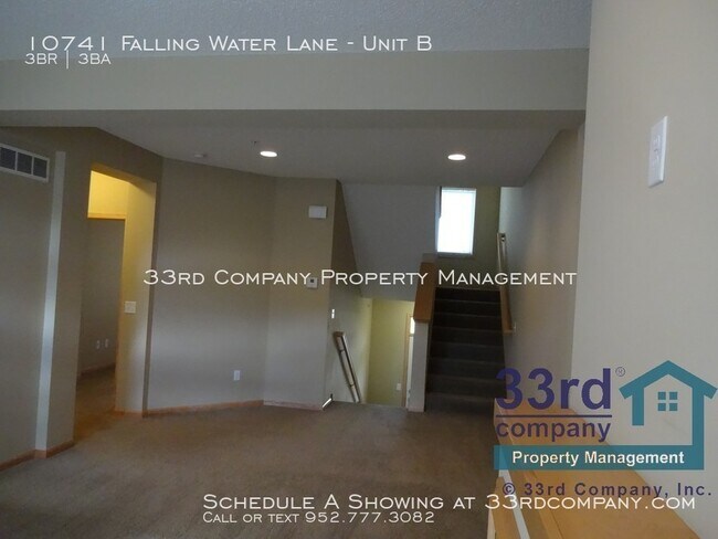 Photo - Tri-Level townhome in Dancing Waters of Wo...