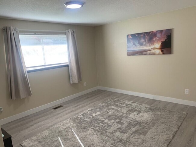 169 W Cedar St Unit 1