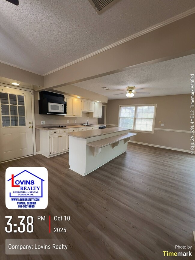 Photo - 1542 Stella Ave