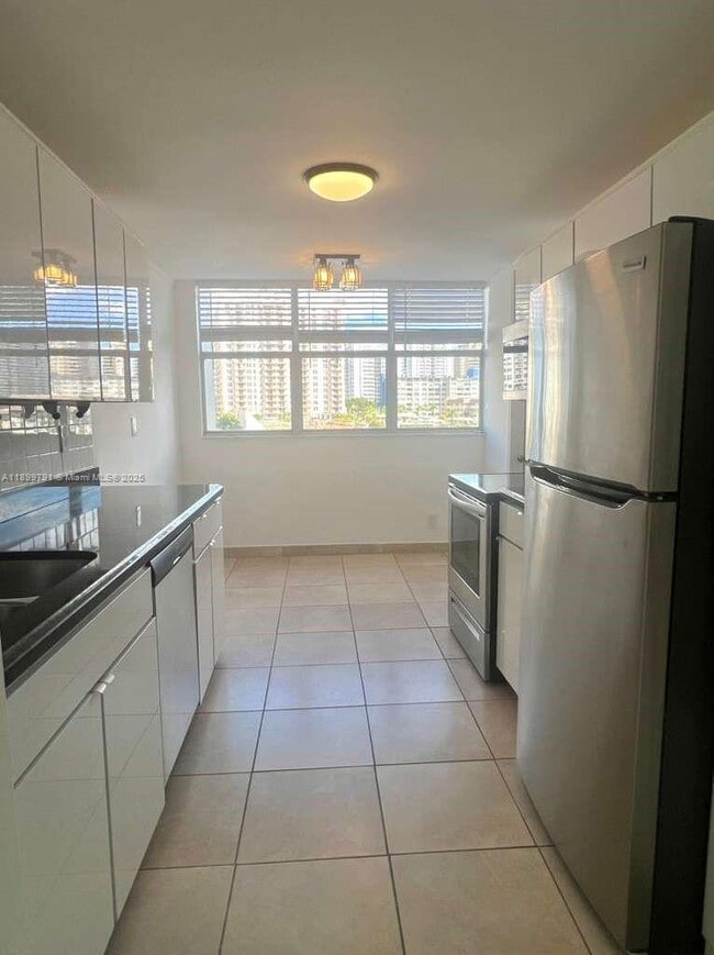 Photo - 100 Golden Isles Dr Unit 406