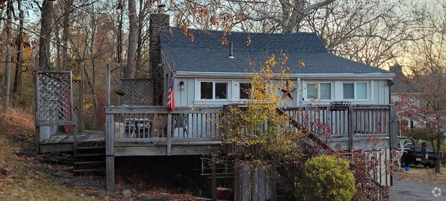 Building Photo - 2749 Walton Rd Unit Carriage House