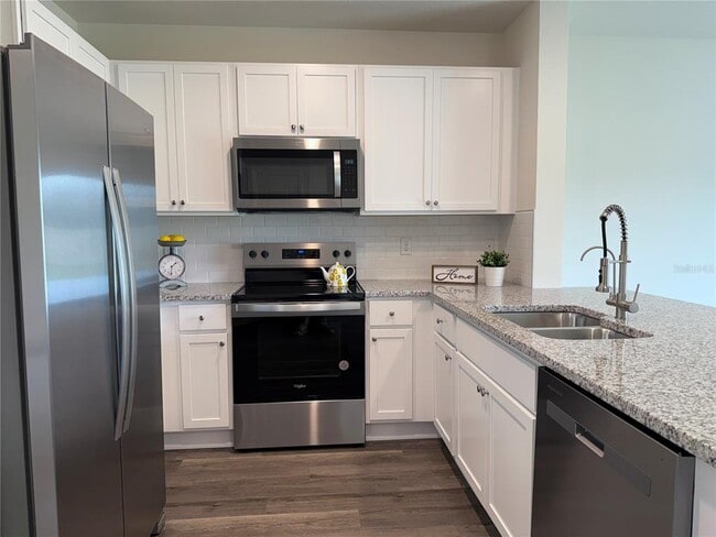 Photo - 1213 BALSAM Dr