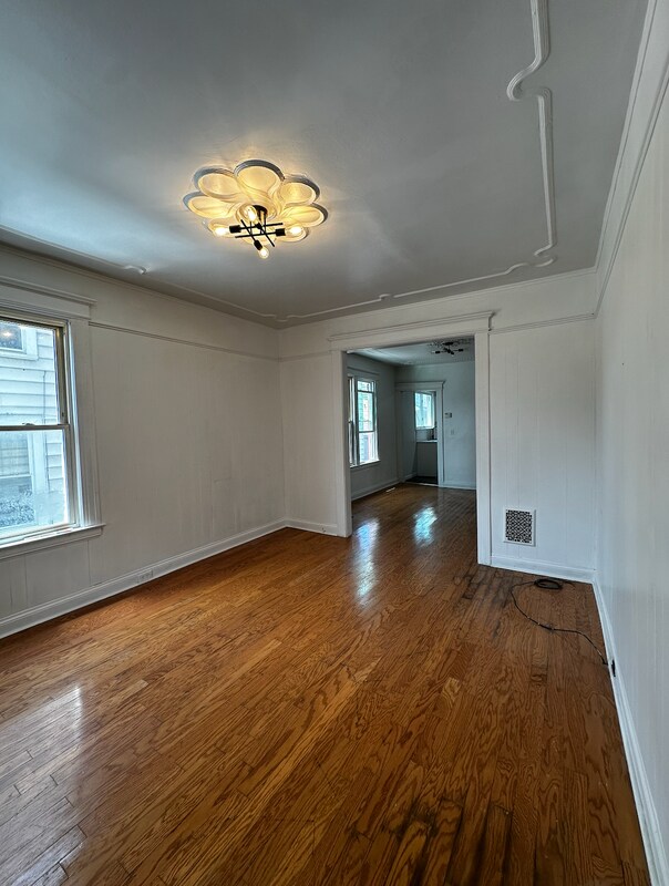 Photo - 113 E Brighton Ave
