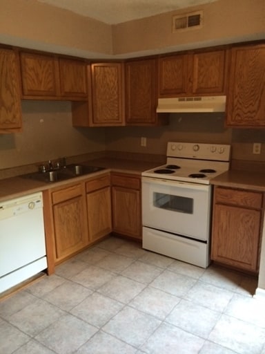 Photo - Trevor Trace Apartments