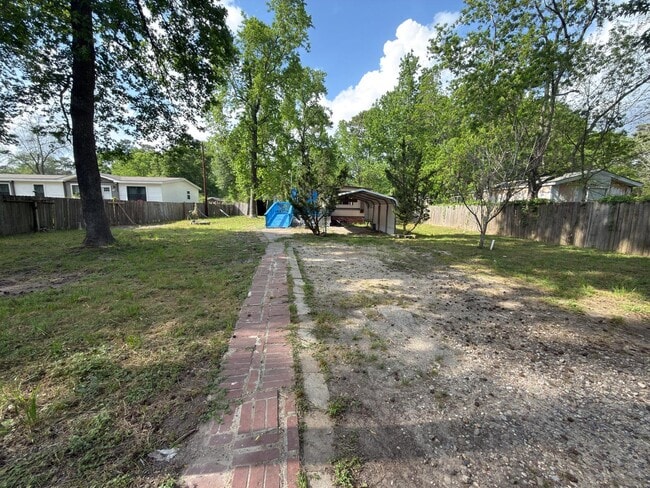 Photo - 109 Birchwood Dr