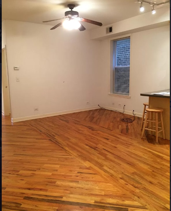 Photo - 1346 N Bosworth Ave Unidad 3