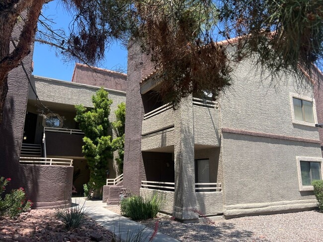 Ground Floor Condo. Granite Kitchen. Upgra... - Ground Floor Condo. Granite Kitchen. Upgra... Unidad 105