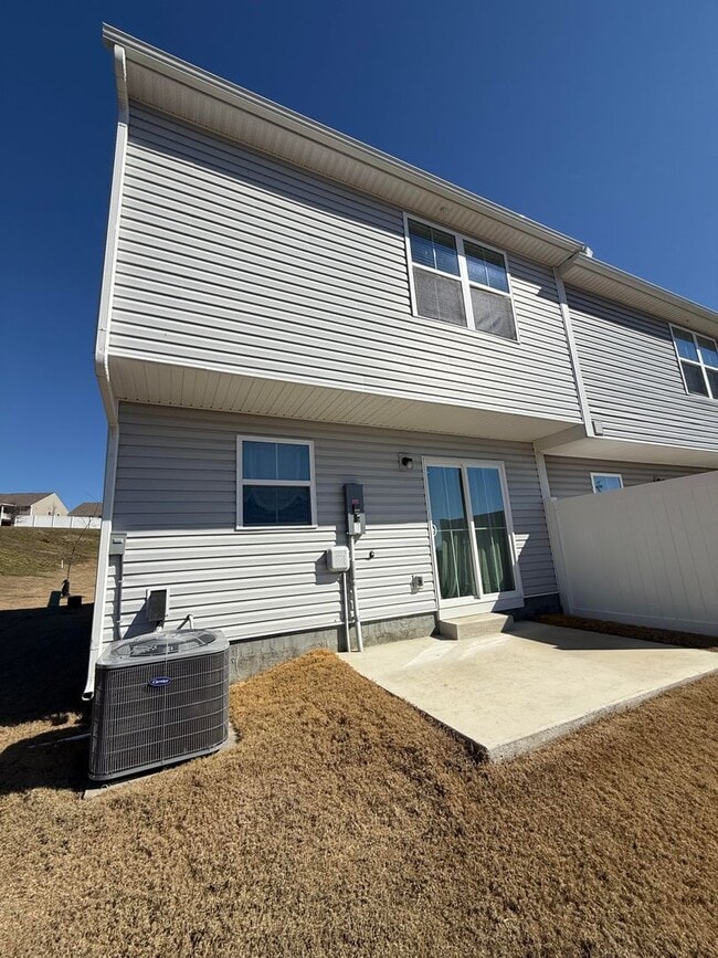 Photo - Like New Townhome!