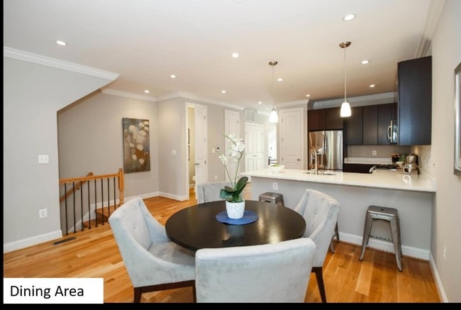 Dining Area - 1131 5th St NE Unit 1