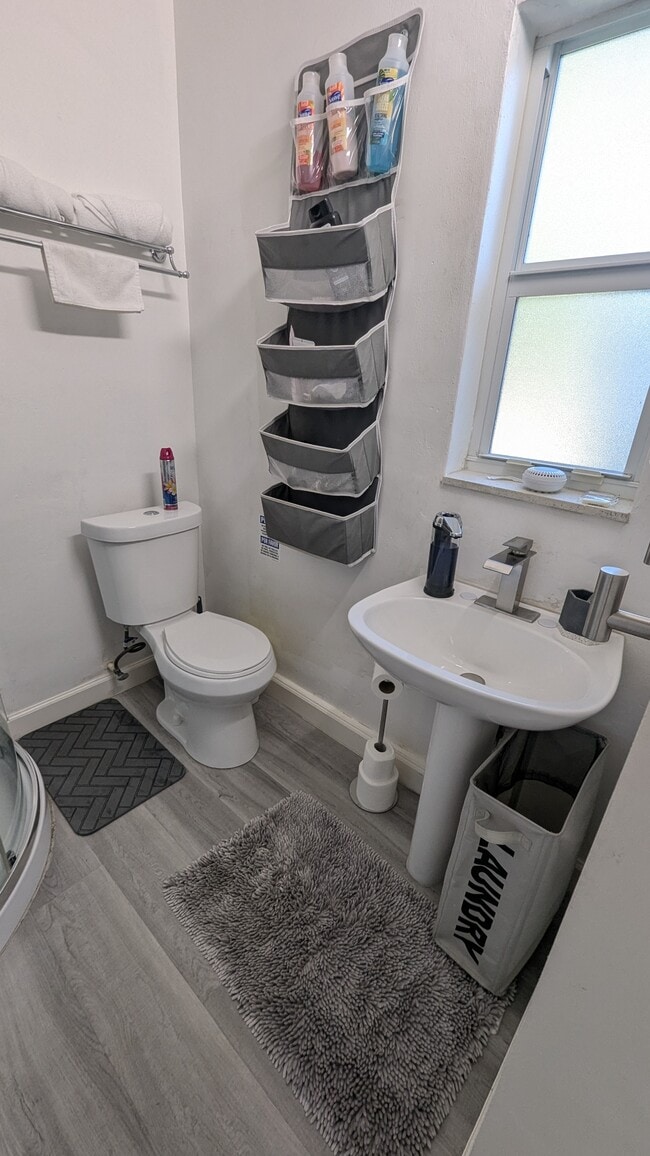 Photo - 17121 NW 10th Ct Unidad AliaSpot Studio