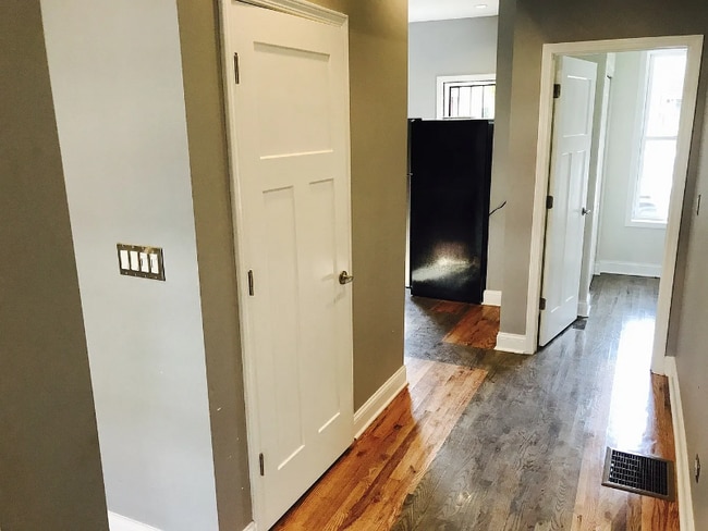 Photo - 10450-10452 S Maryland Ave Unit 1st Floor