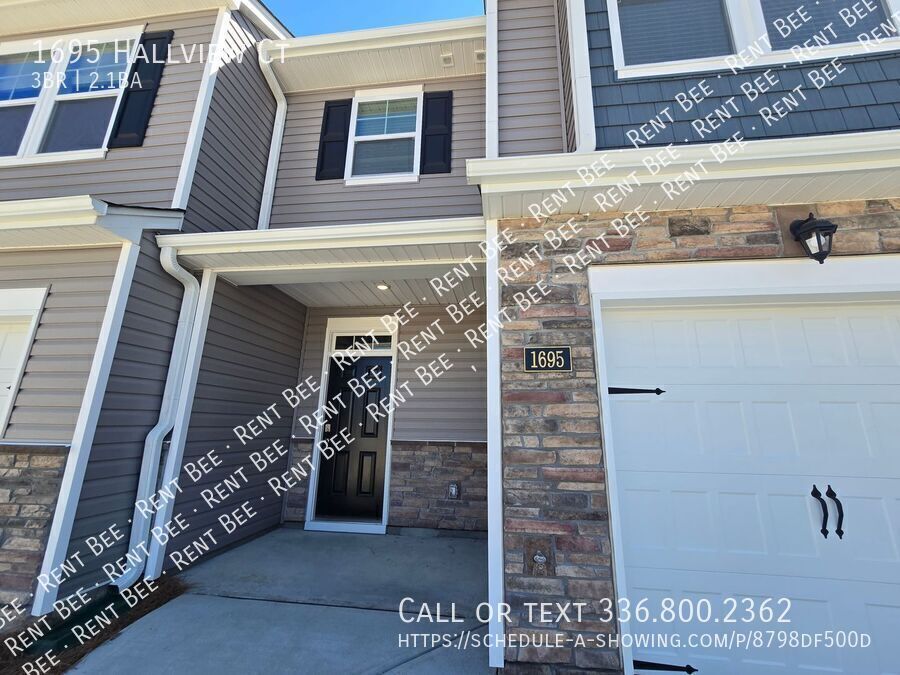 Photo - 1695 Hallview Ct