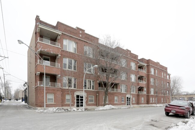 Photo - 4348-4358 S Prairie Ave