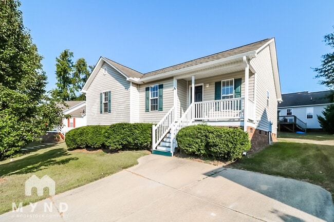 Photo - 221 Tavistock Ct House