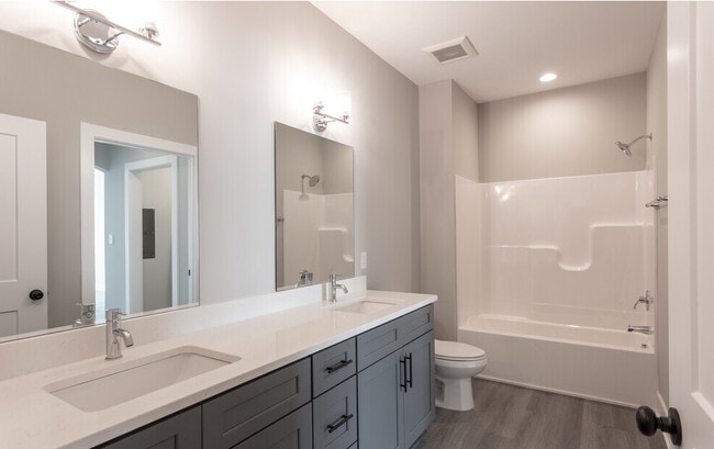 East Pointe Luxury Apartments