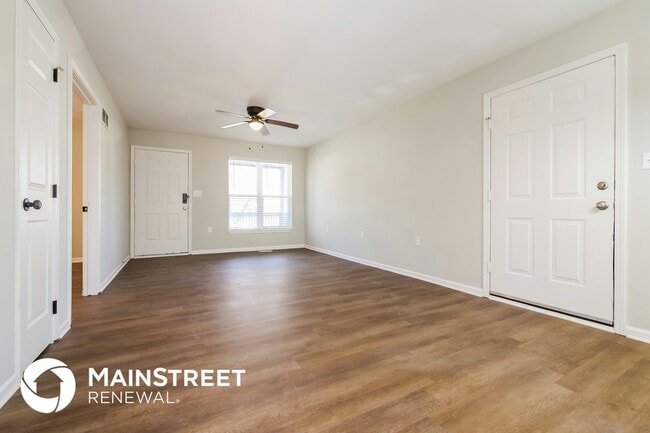 Photo - 543 Richfield Rd