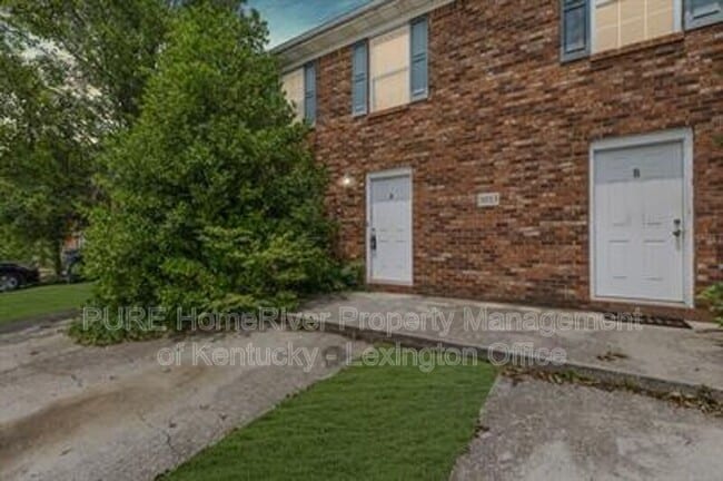 Building Photo - 1053 Merrick Dr Unit A