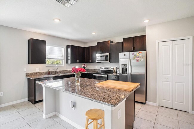 Photo - 1655 Blue Rose Dr