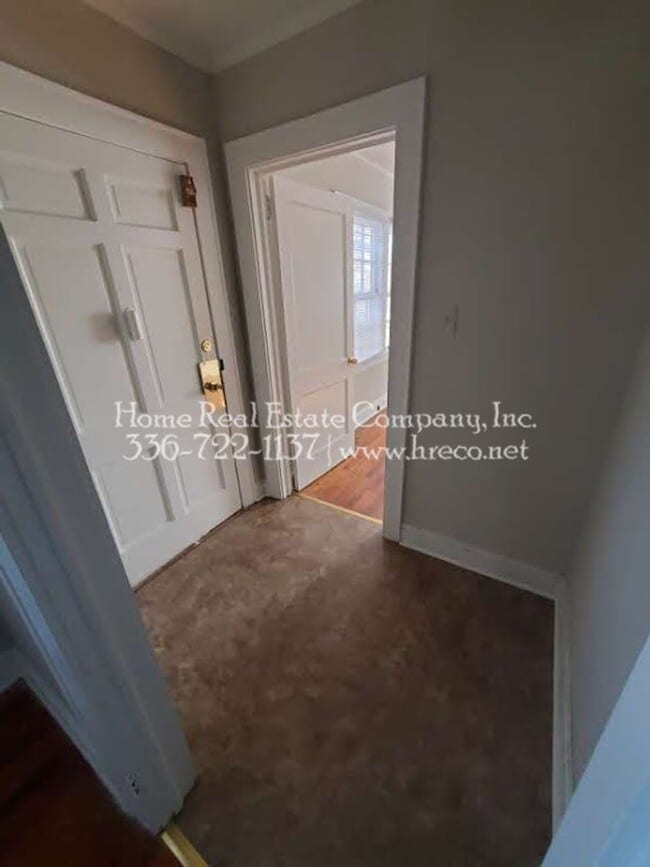Photo - 1354 Westbrook Plaza Dr