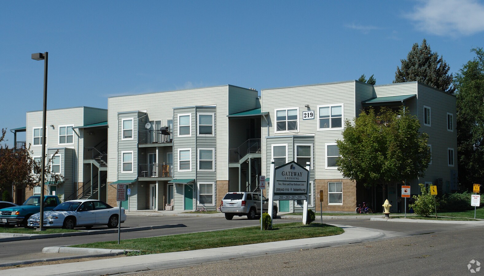 Photo - Gateway Crossing Apartments