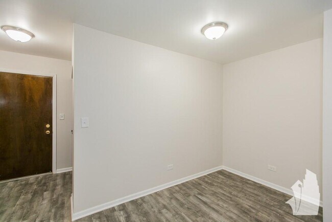 Photo - 1 bedroom in Chicago IL 60660 Unit 521