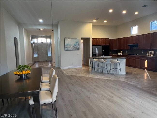 Photo - 321 Angels Trace Ct