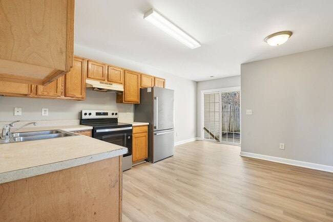Photo - Updated 3 Bedroom 2 Bathroom close to Downtown Raleigh! Available NOW