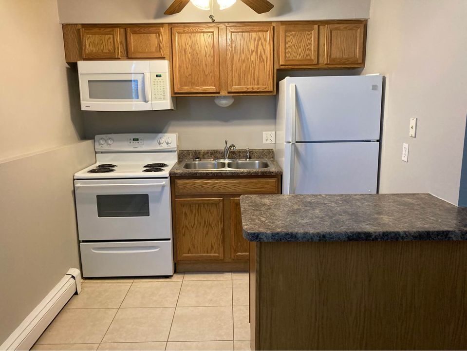 Mark III Apartments - Mark III Apartments