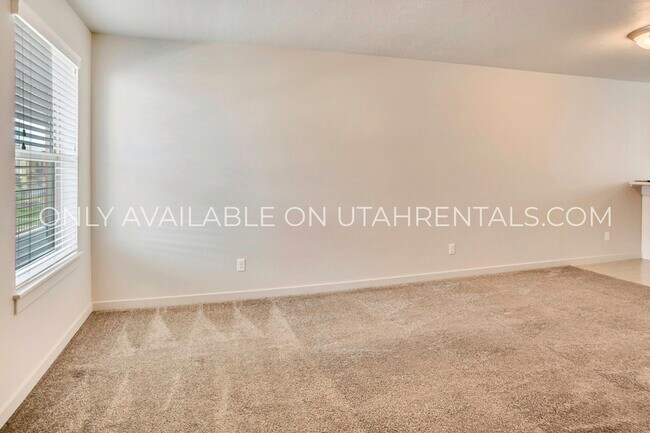 Photo - 1081 W 993 N Unit 304