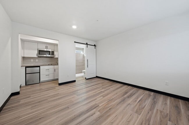 Nova Apartments