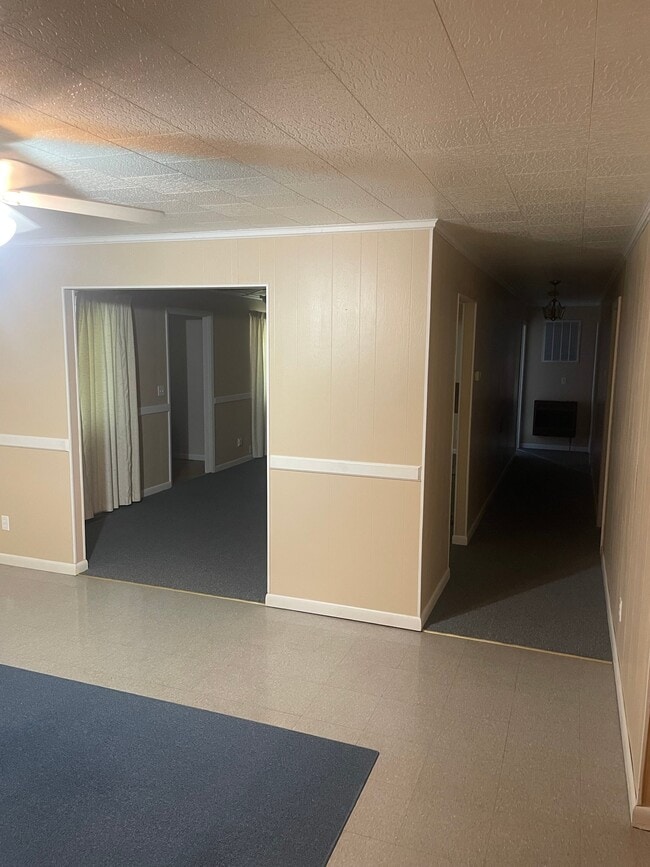 Photo - 474 Roadrunner Ln