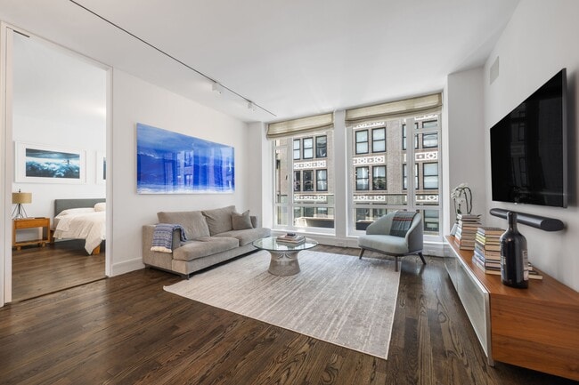 Photo - 133 W 22nd St
