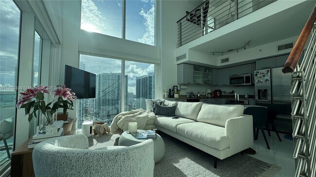 Photo - 41 SE 5th St Unit 1716