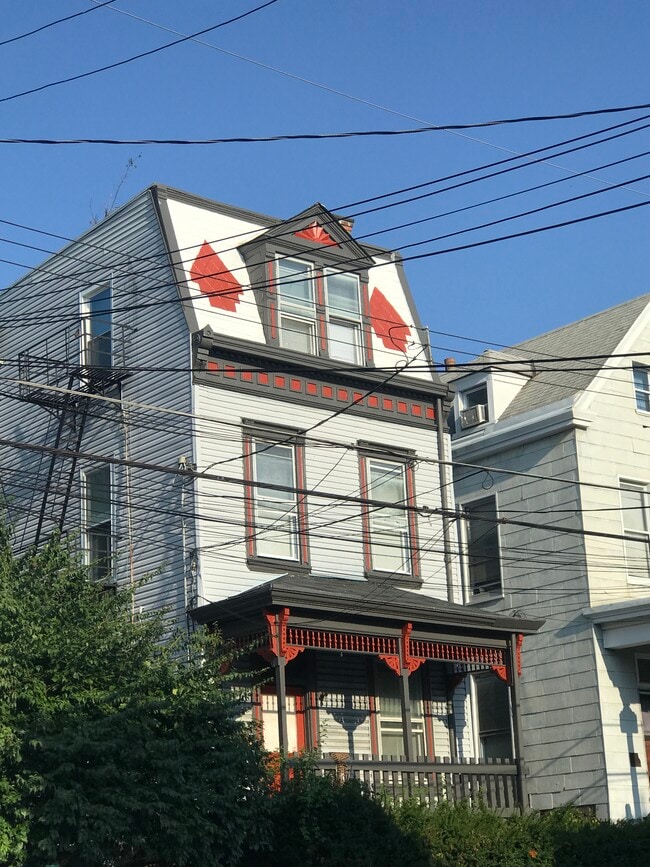 Photo - 2325 Stratford Ave Unit 1