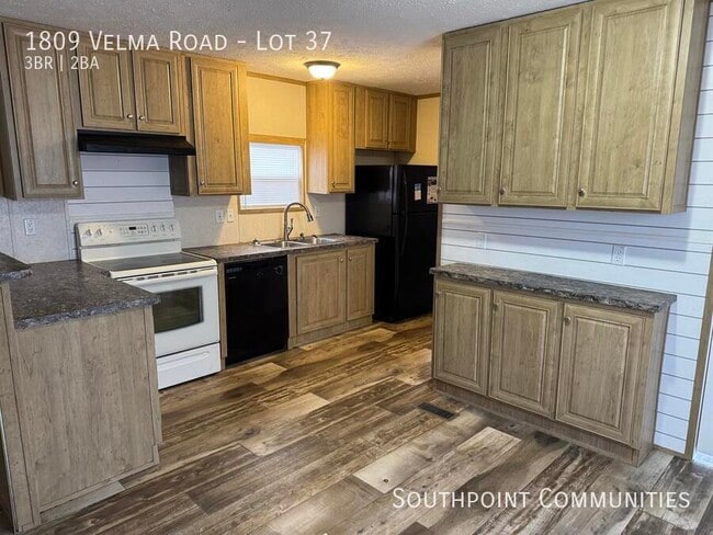 Photo - 1809 Velma Rd