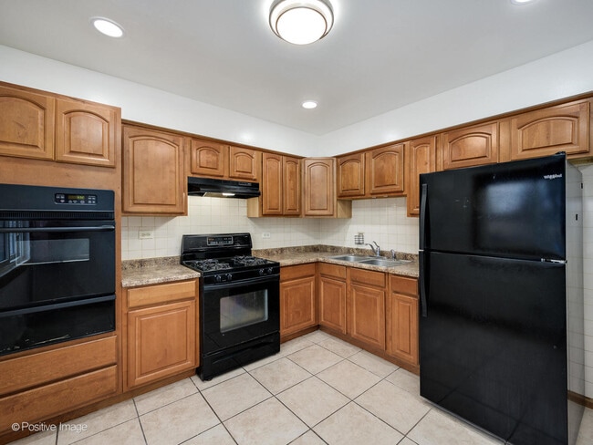 Photo - 68 N Albert St