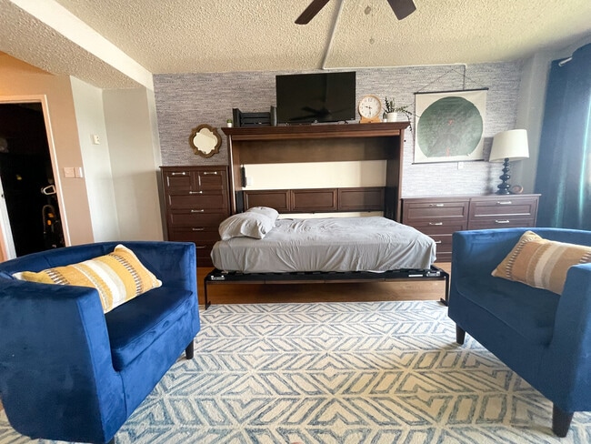 Photo - 1520 Senate St