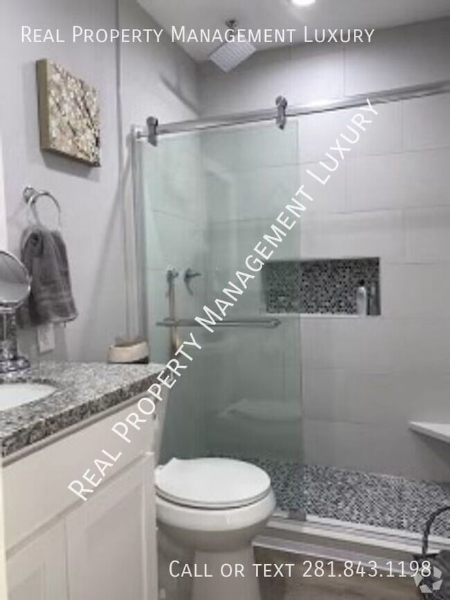 Building Photo - 2810 Beauchamp St Unit 24 Rental