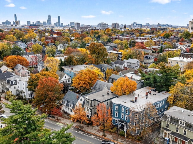 Photo - 1576 Cambridge St Unidad 1