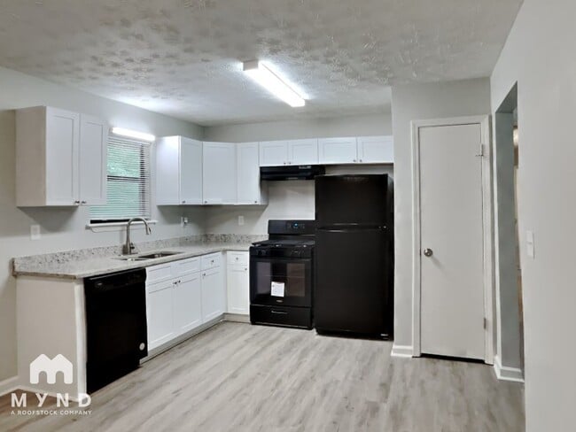 Photo - 2605 Winding Creek Dr