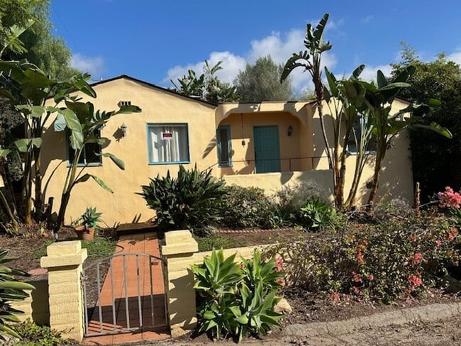 Photo - 3852 Pueblo Ave