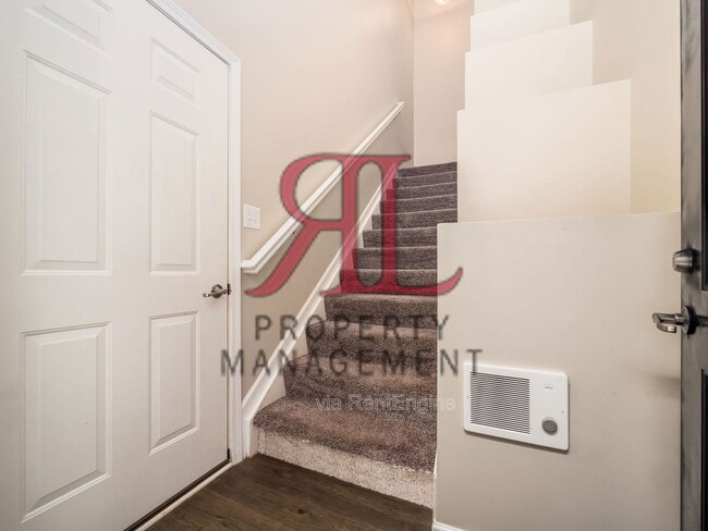 Photo - 719 Wintergreen Wy