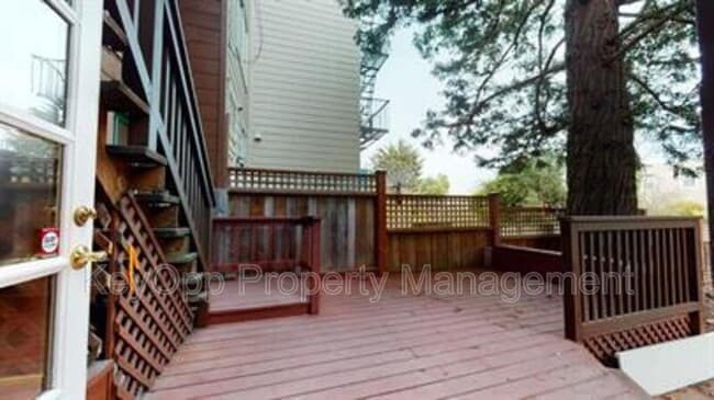 Photo - 450 28th Ave