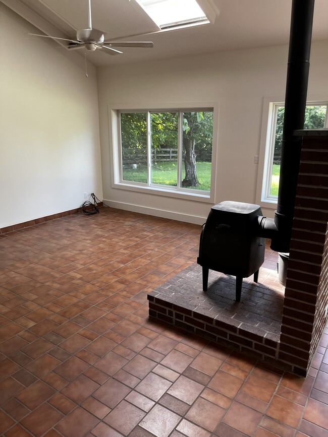 Photo - 1831 Eden Ln