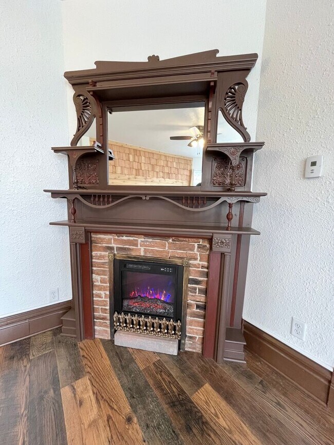 Photo - Newly Renovated Ground Floor 1 Bed Apartment!