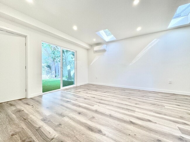 Photo - 4244 Inglewood Blvd Unidad 4250