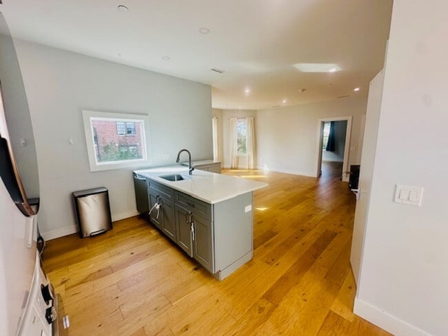 Photo - 56 Wildey St Unit 2FL