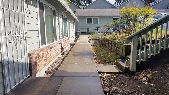 Photo - 10535-10535 NE Fremont St Unidad 10521