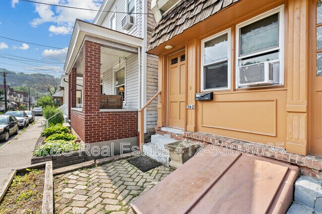 Photo - 56 Wilson St