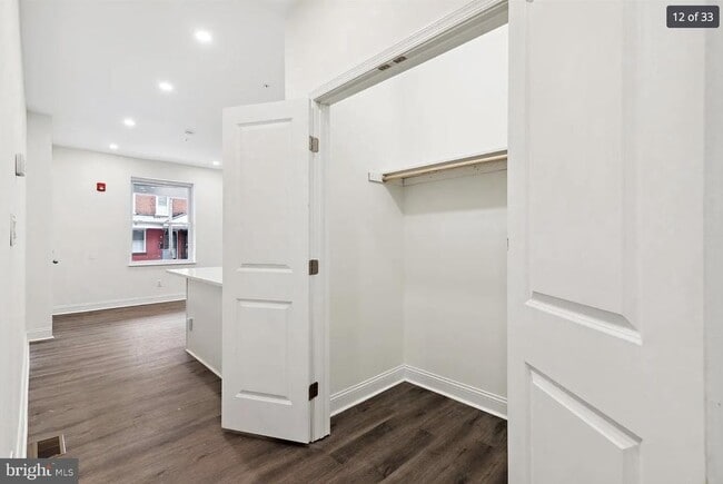 Photo - 320 N 62nd St